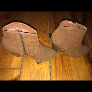 Bamboo Suede Booties